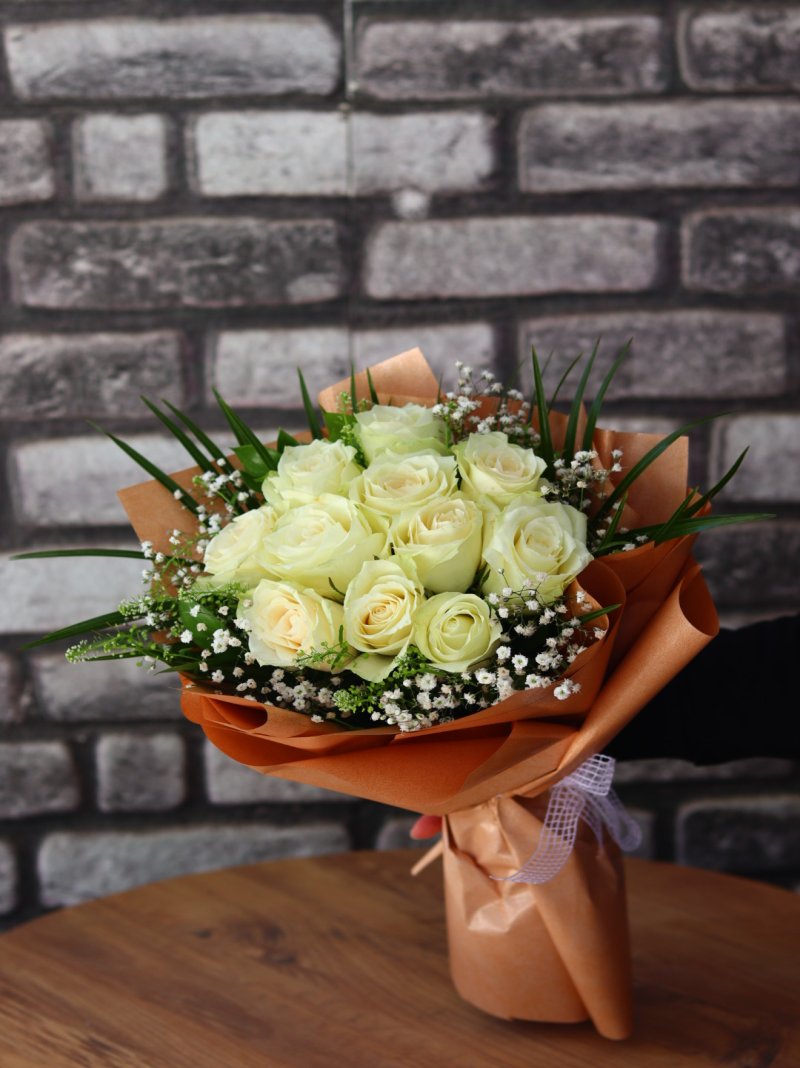 Class Beyaz Gül Buketi